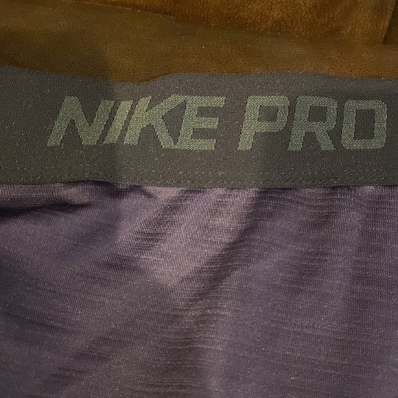 Nike Pro Leggings size Small - Picture 3 of 4